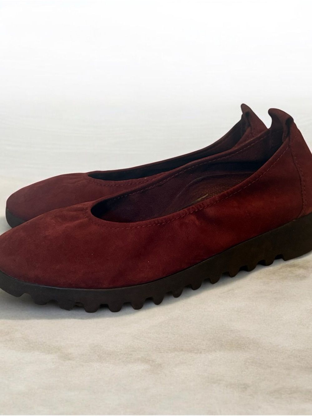 Aetrex Brianna Burgundy Casual Slip-On Flats - EU 36 (6-6.5)